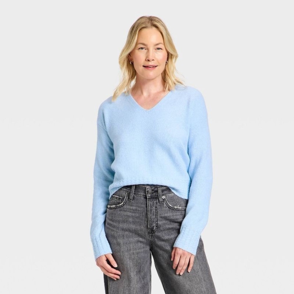 Universal Thread Womens XL Light Blue Cable Trim‎ V-Neck Pullover Sweater
